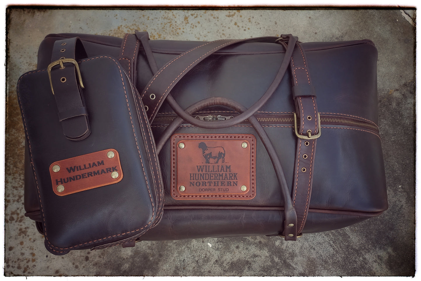 The William Travel Bag